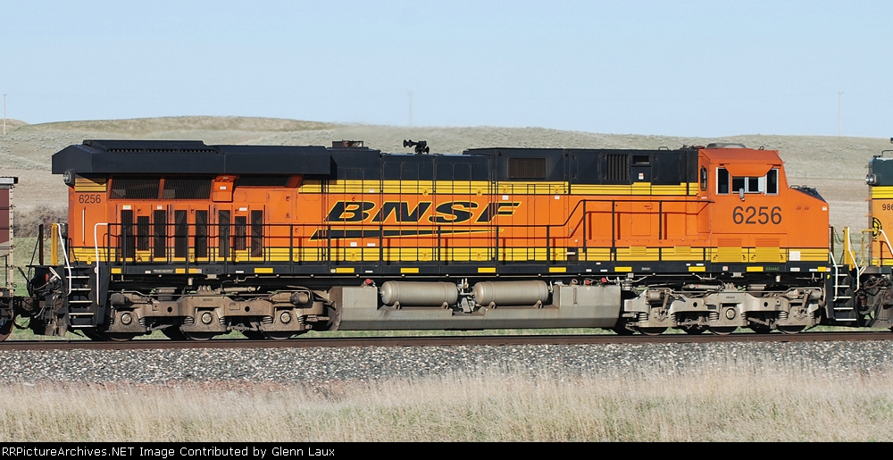 BNSF 6256